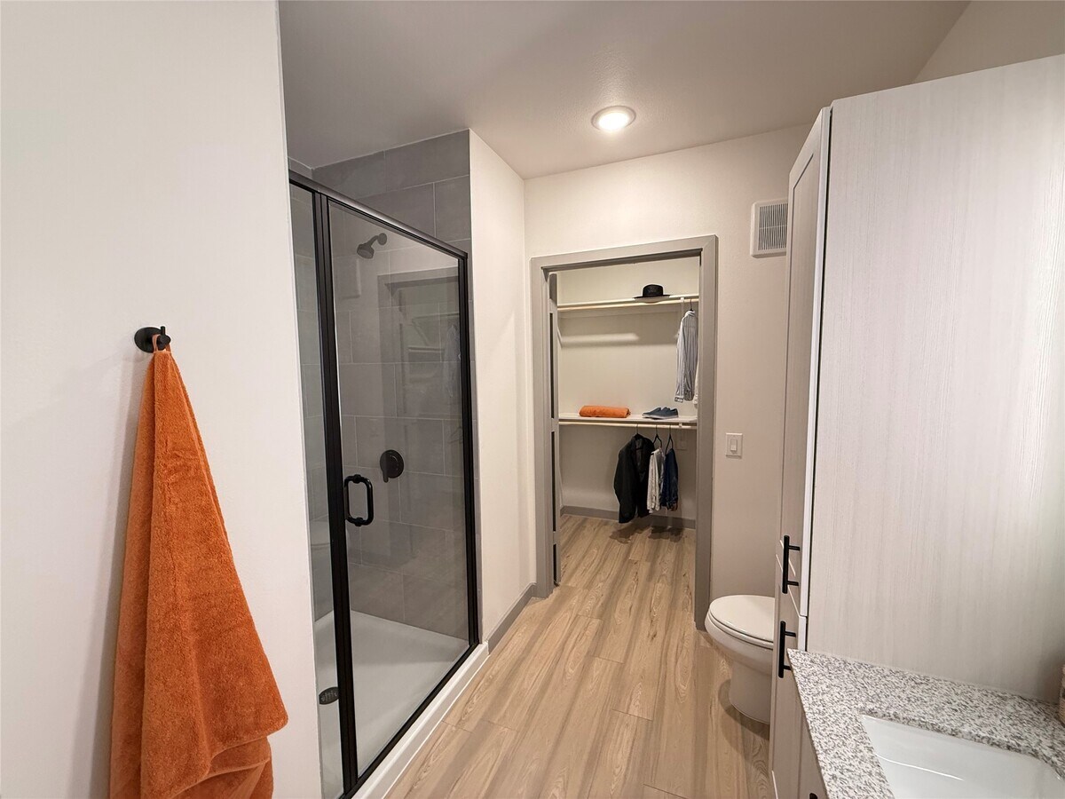 Photo - 11604 Stonehollow Dr Unit B6.252