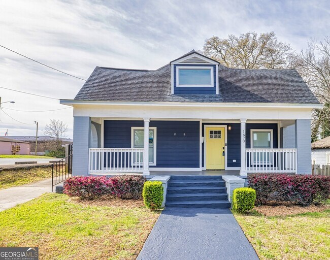 Photo - 1678 Dorsey Ave