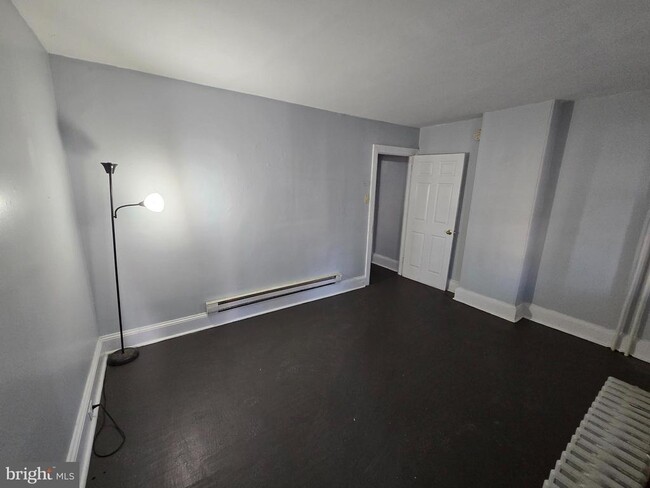 Photo - 207 S 5th St Townhome