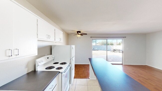1716 E Ocotillo Rd Unit 1716-2
