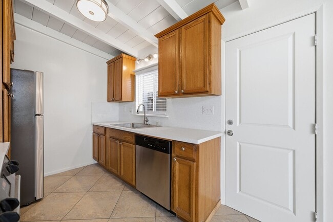 Photo - 4911-4911 River Ave Unit 4909