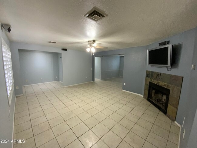 Photo - 1513 E Mineral Rd