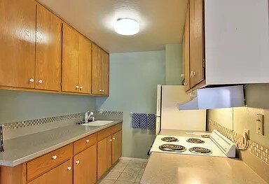 Photo - Charming 1-Bed San Francisco Retreat with Fireplace & Granite Finishes!