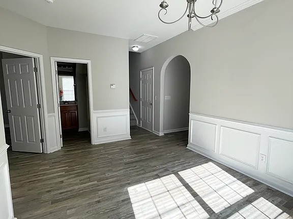 Photo - 411 Plank Bridge Way