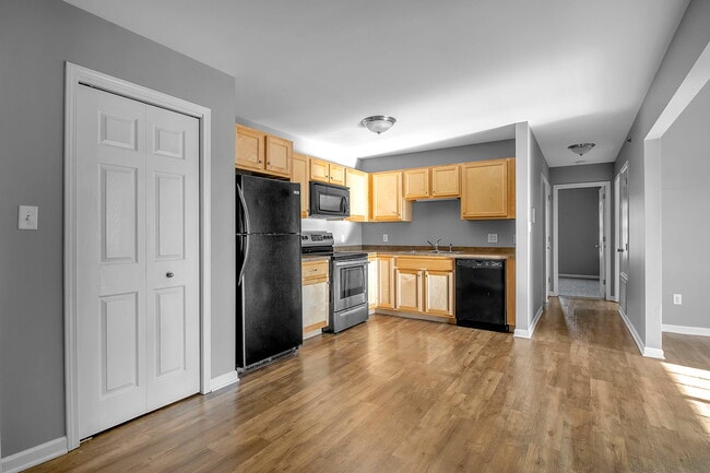 Building Photo - Oakwood Grove Rental