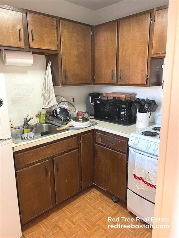 471 Commonwealth Ave Unit 2R