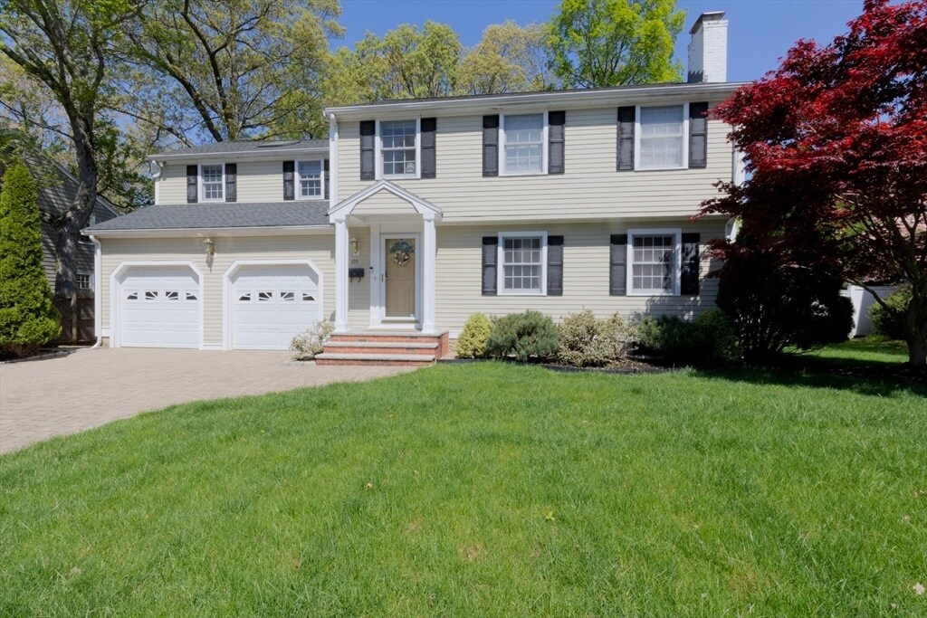 Photo - 135 Lindbergh Ave House