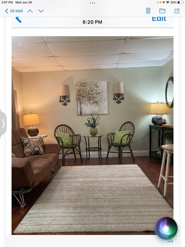 Building Photo - 1624 N Webster Ave Unit single