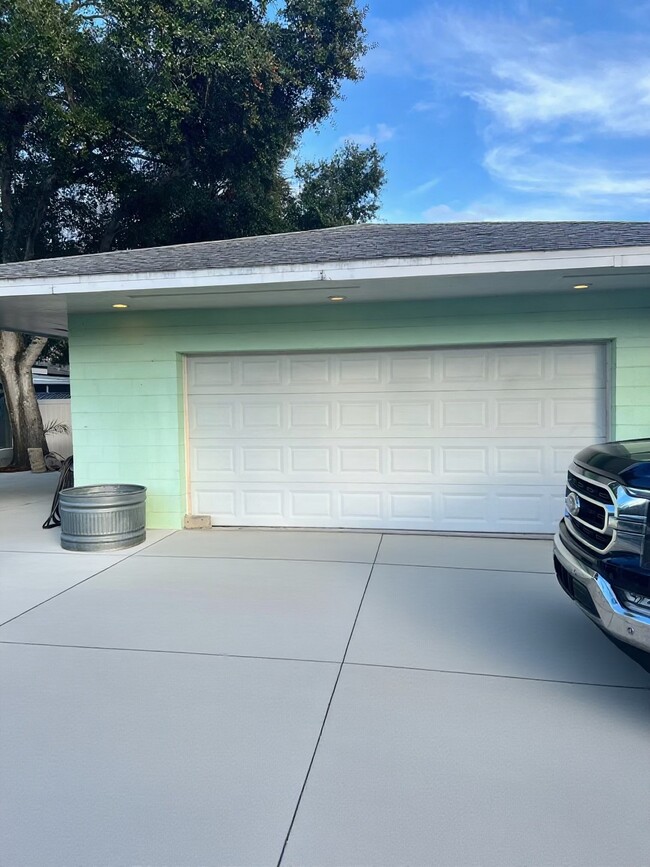 Photo - 514 42nd Ave N