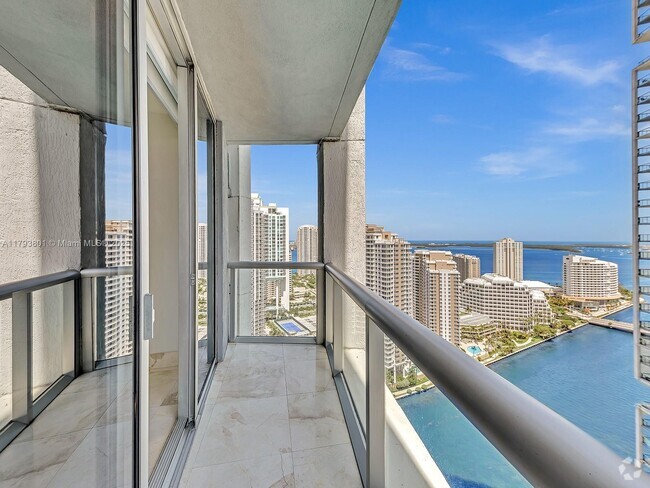 Building Photo - 475 Brickell Ave Rental