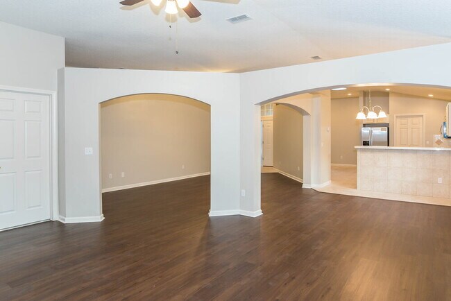 Photo - 1113 Ajuga Ct