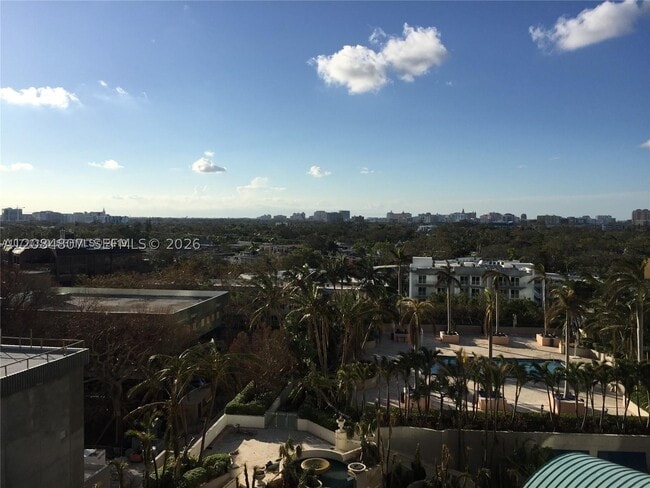 3400 SW 27th St Unit 806