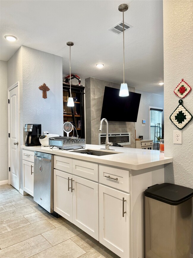 Photo - 17501 Deer Creek Dr