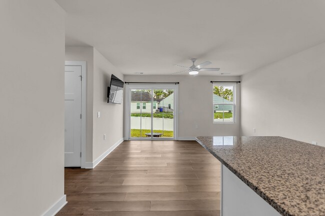 Photo - 767 Cottage Dr