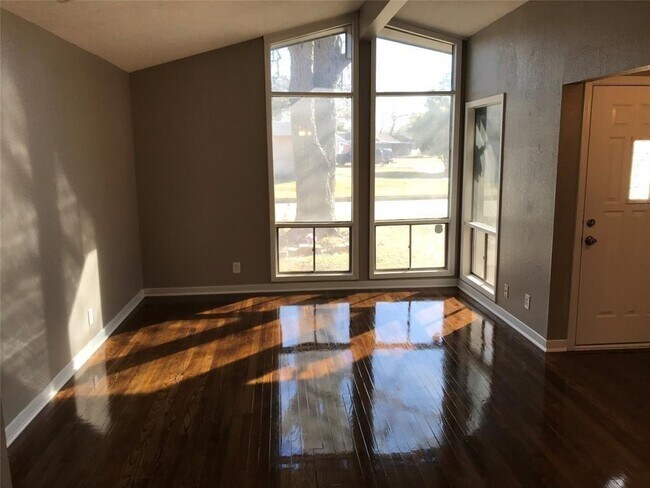 Photo - 10414 Alta Loma Way