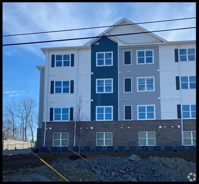 Building Photo - The Leslie Rental