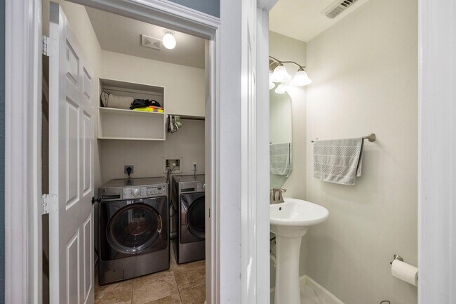 Photo - 16315 Scotch Hollow Ln