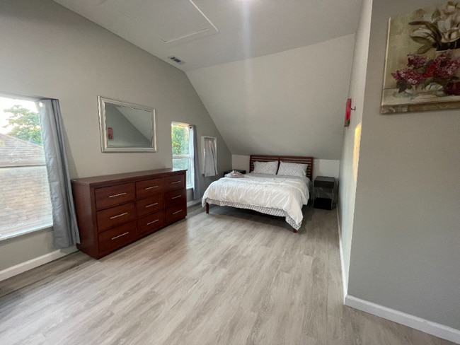 Photo - 4522 E Washington St Unit 5