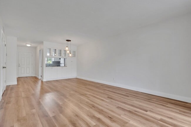 Photo - 1250 S Denning Dr Unit 127