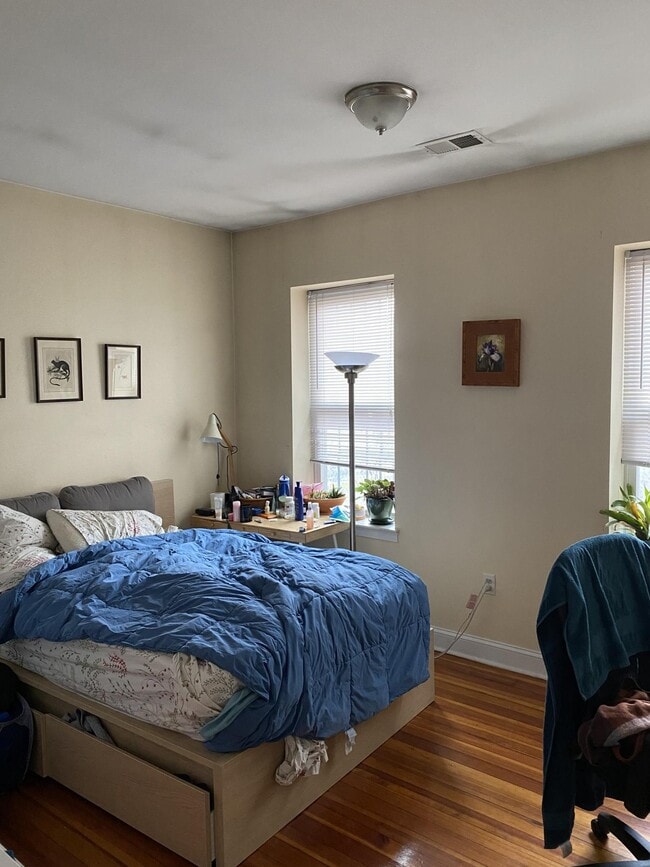 Photo - 191 Boylston St Unit 2