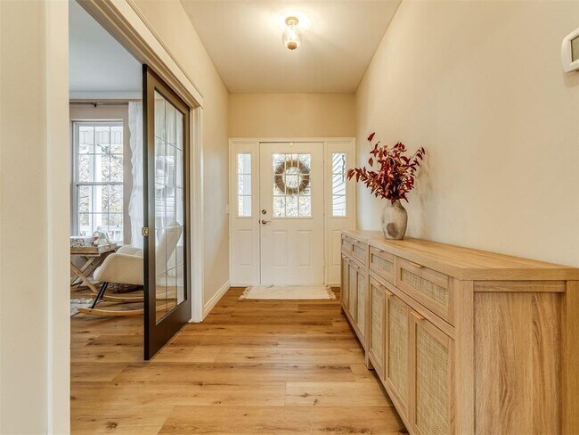 2485 Avalon Dr