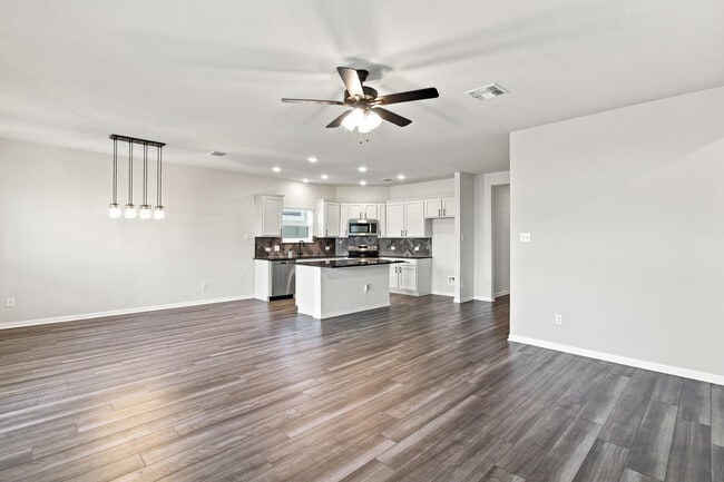 Photo - 2827 Fox River Dr