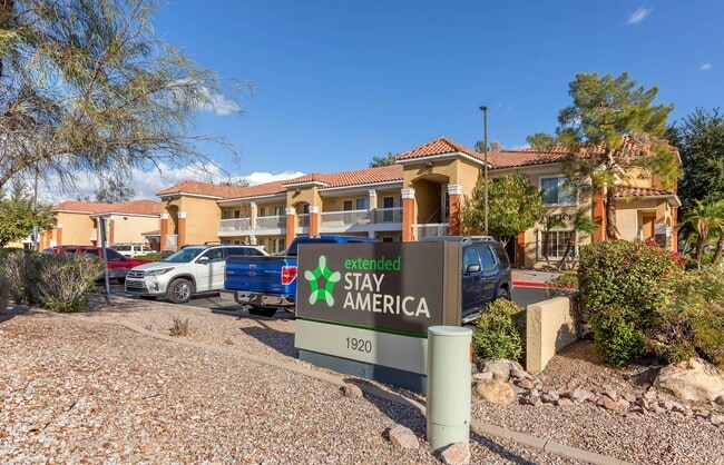 Furnished Studio-Phoenix - Mesa - West
