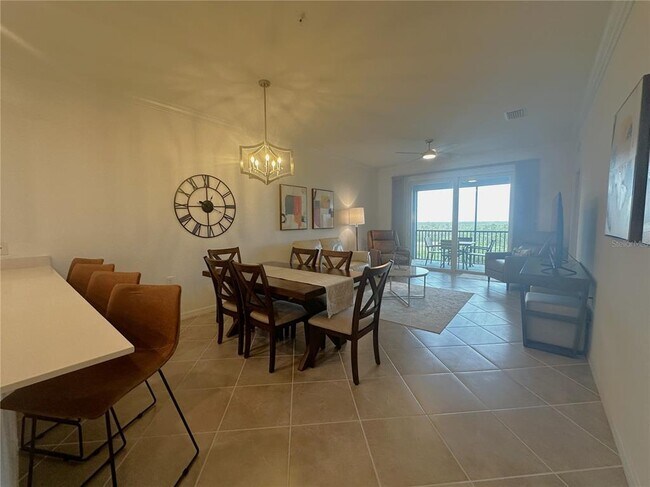 14121 Heritage Landing Blvd Unit 743