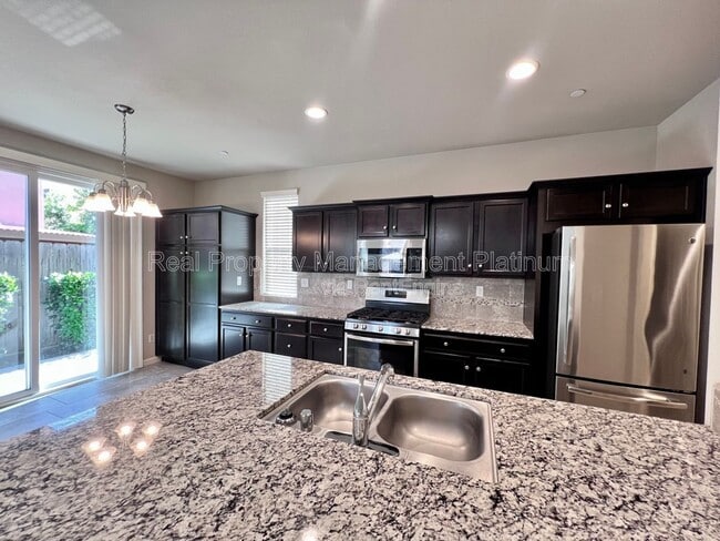 Building Photo - 3682 Friendship Ln