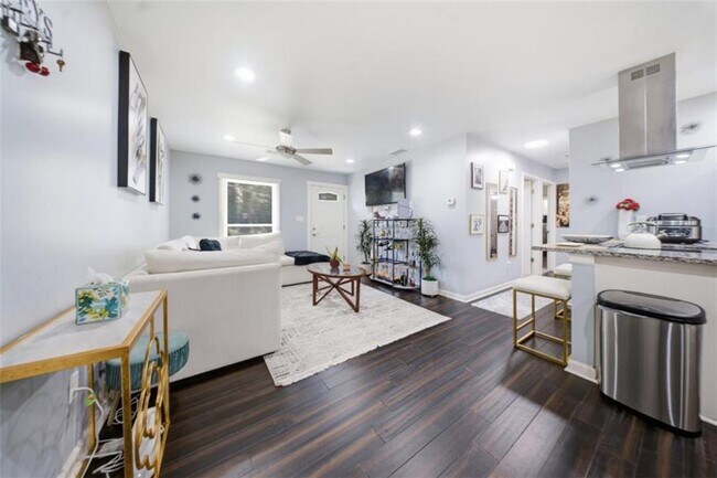 371 Santa Lucia Terrace NW