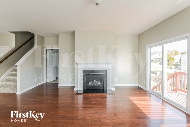Photo - 2000 Yellow Daisy Dr
