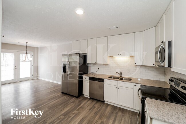 Photo - 3465 Rainbow Dr