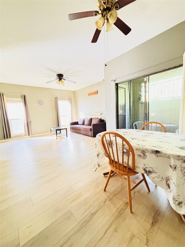 Photo - 6602 Harbor Town Dr Unit 505