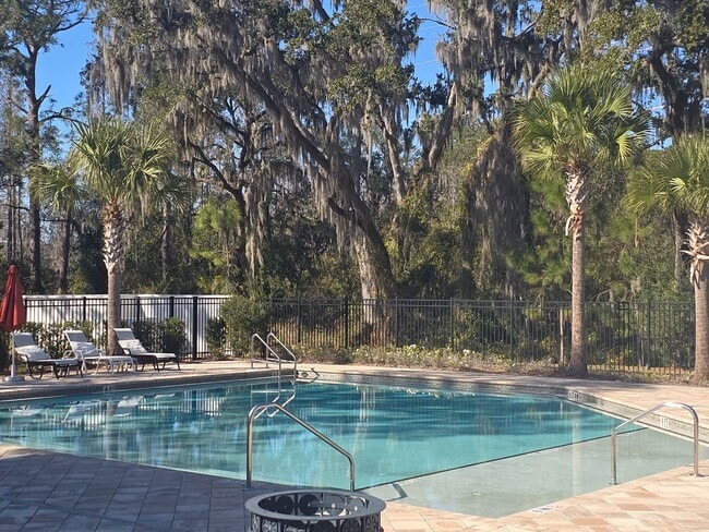 Photo - Beautiful 3-Bedroom, 2.5-Bathroom Townhome in Wesley Chapel