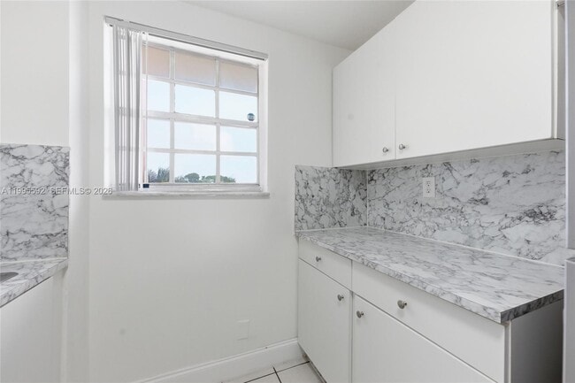 Photo - 2520 N Andrews Ave Unidad 401