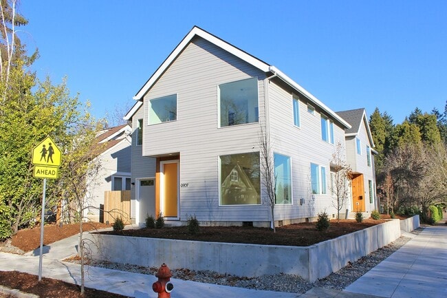 Photo - 9707 N Smith St Unidad 9707
