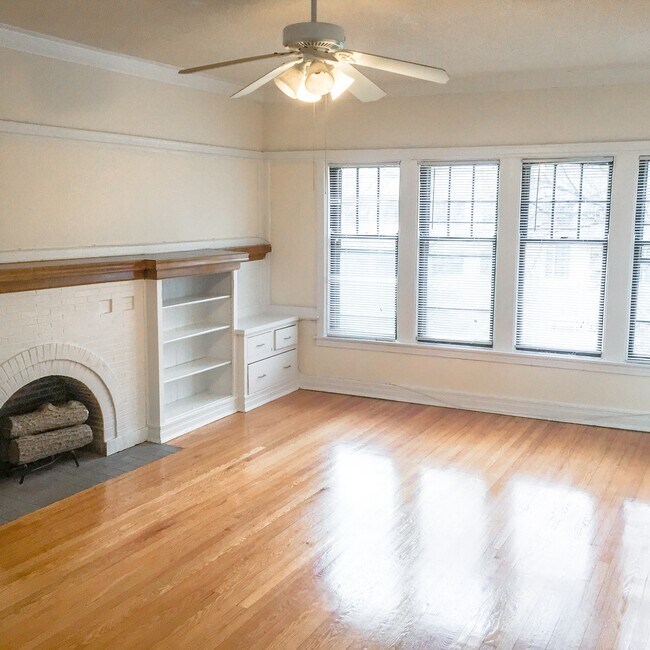 1615-25 Ridge Ave.