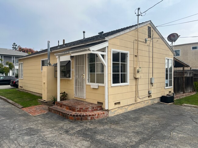 Photo - 3841 Westwood Blvd Unidad 3841