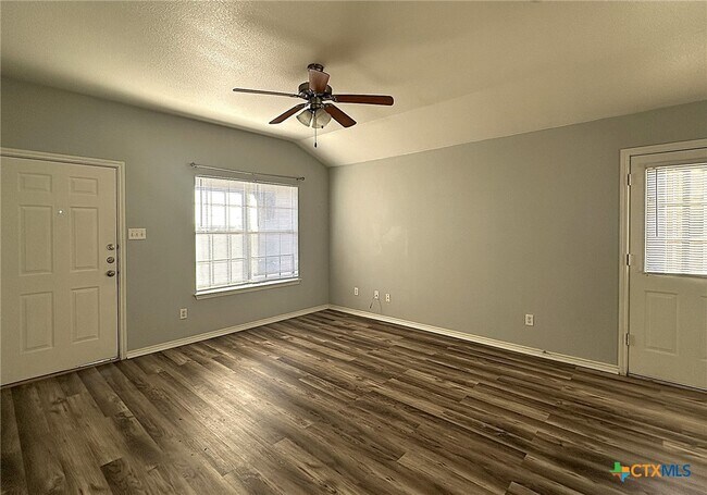 Photo - 2710 Ashley Dr