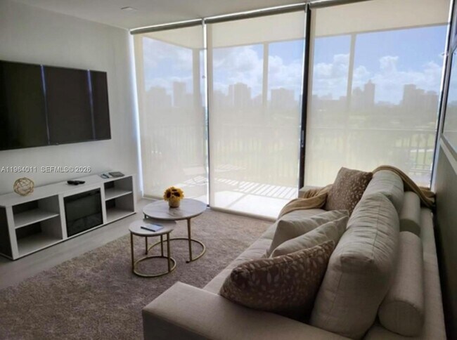 Photo - 20379 W Country Club Dr Unidad 1038