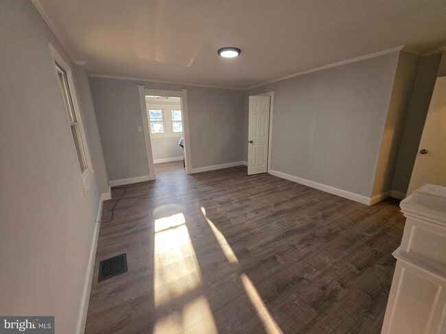 Building Photo - 340 Middlesex St