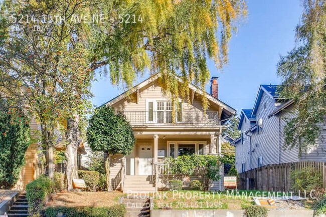 Building Photo - 5214 15th Ave NE Unit 5214