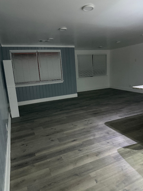 Photo - 961 Eastside Dr SE