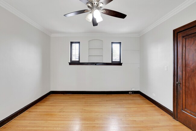 Photo - 5544 W Leland Ave Unit 1D