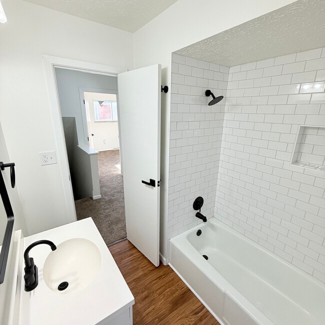 Photo - 235 Hamilton Ave