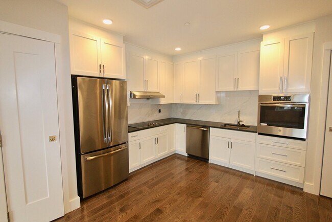 Photo - 434 McGrath Hwy Apartment Unit 213