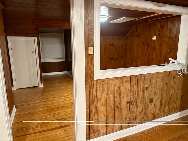 Photo - 326 E Bell St Unit Apt B