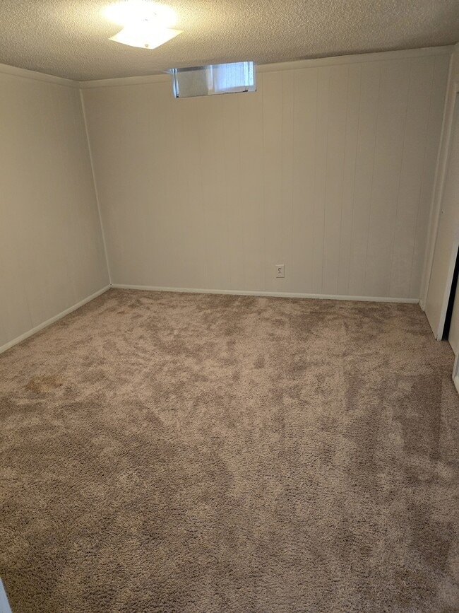 Bedroom - 1216 Beverly St