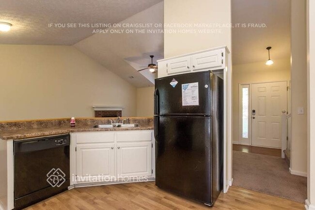 Photo - 309 Hills Point Rd