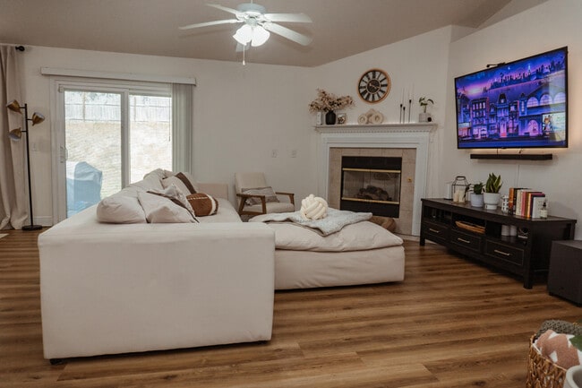 Photo - 641 Territory Ln